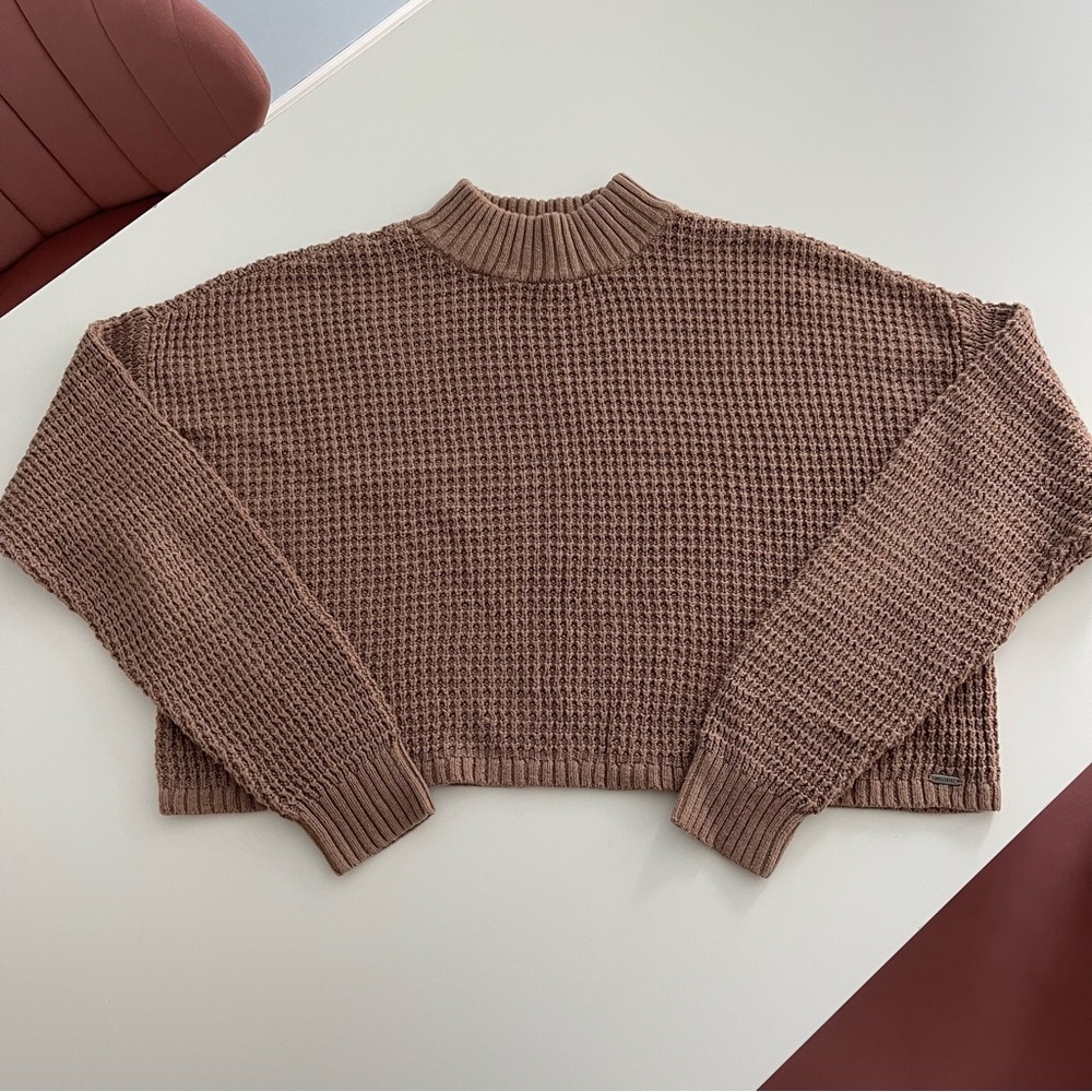 hollister cropped turtleneck knit sweater